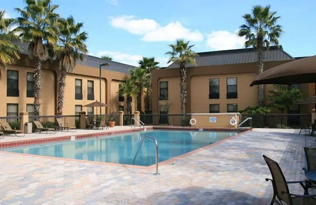 Ramada By Wyndham Orlando Florida Mall-1