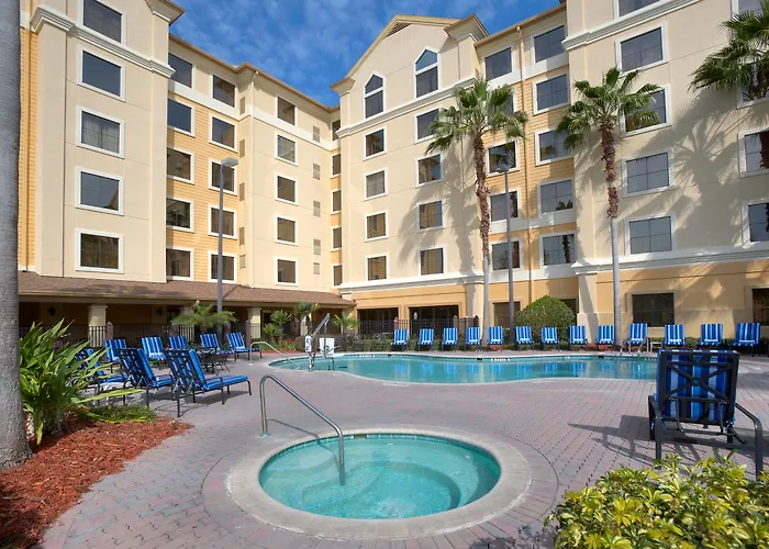 Hotel de golfe: Staysky Suites I-Drive Orlando Near Universal
