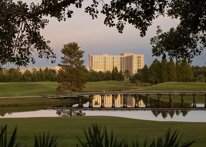 Luxury hotel only: Waldorf Astoria Orlando - An Official Walt Disney World Hotel