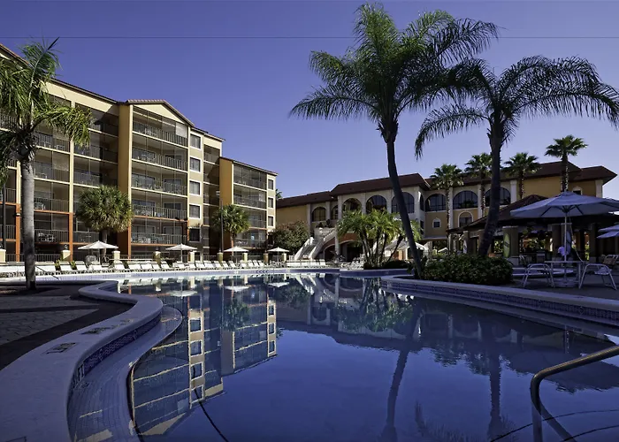 Hotels with tennis Westgate Lakes And Spa