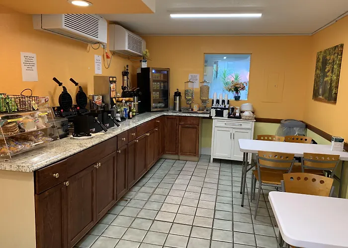 Bed and Breakfast Rodeway Kissimmee - Orlando Maingate West - Free Theme Park Shuttle
